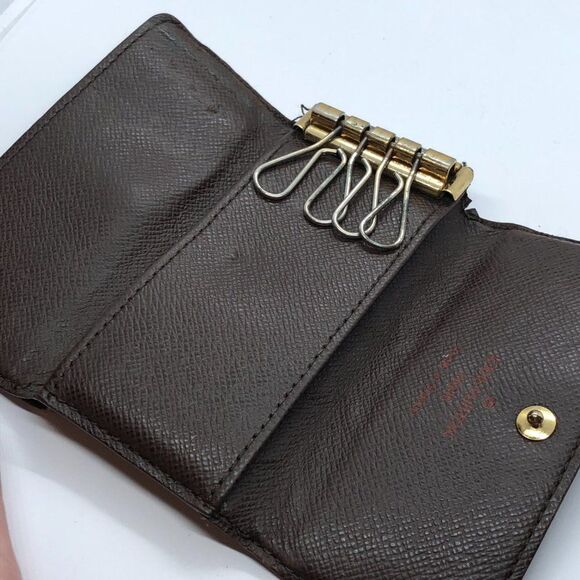 Louis Vuitton Brown Damier Leather 4 Key Case **WITH DAMAGES - Picture 6 of 11